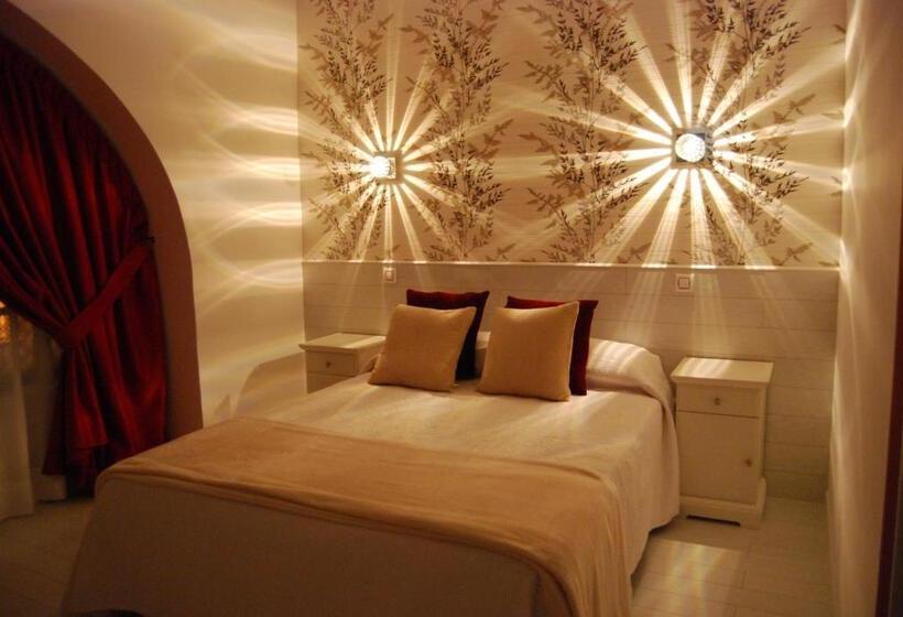 اتاق سوپریور, Hostal Petite Maman