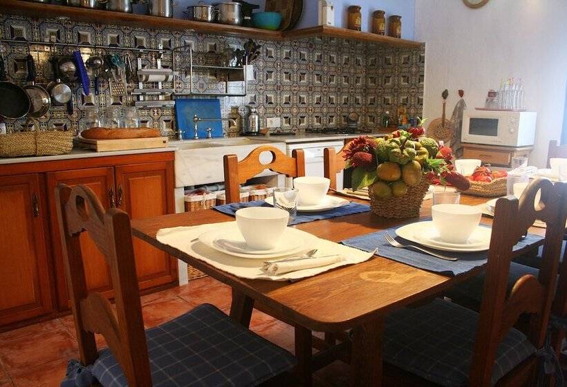 Номер Стандарт, Agroturismo Biniai Nou