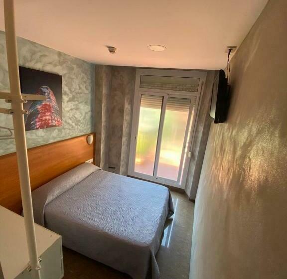 Номер Стандарт, Hostal Drassanes