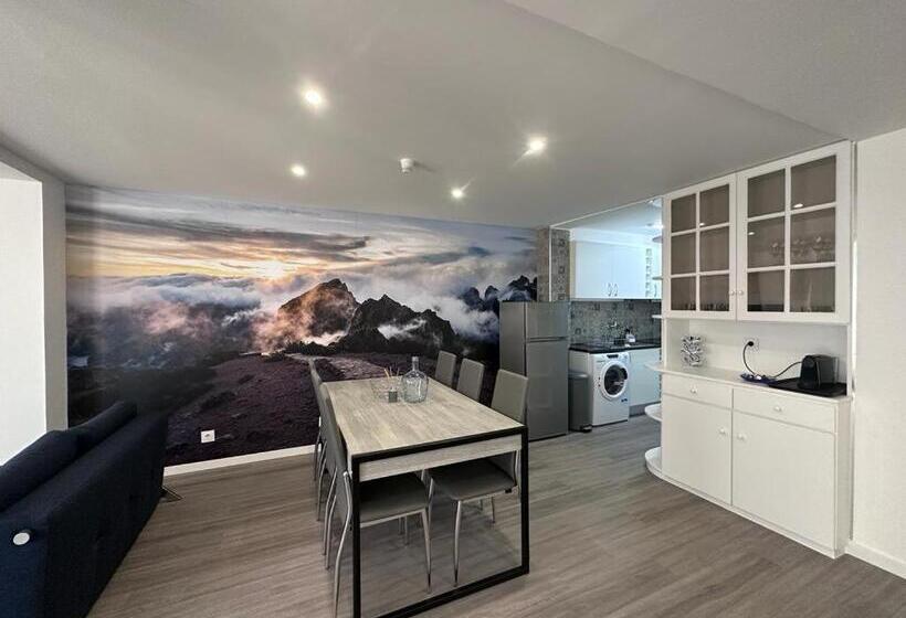 패밀리 룸, Valhalla Panorama   The Old Residencial Pina