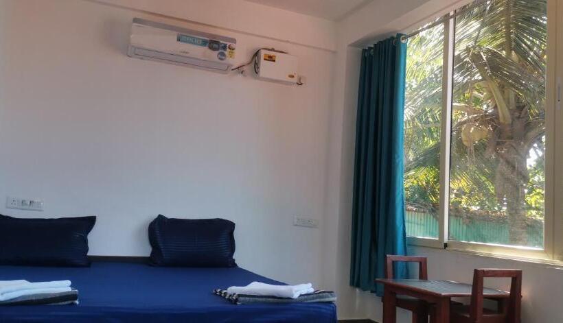 Quarto Estandar Cama King, Cocks Town