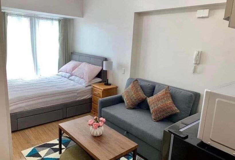 Студия Deluxe, Serene And Stylish Studio In Cebu Business Park