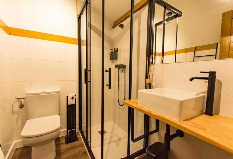 单人经济间, Hostal Nomade Santiago