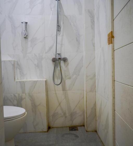 Номер Стандарт, Oyo 93069 Penginapan Sumber Rizki