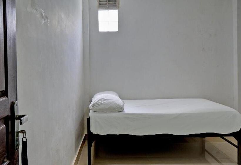 标准单人间, Oyo Life 92919 Kost Wijaya Kusuma Lake Syariah