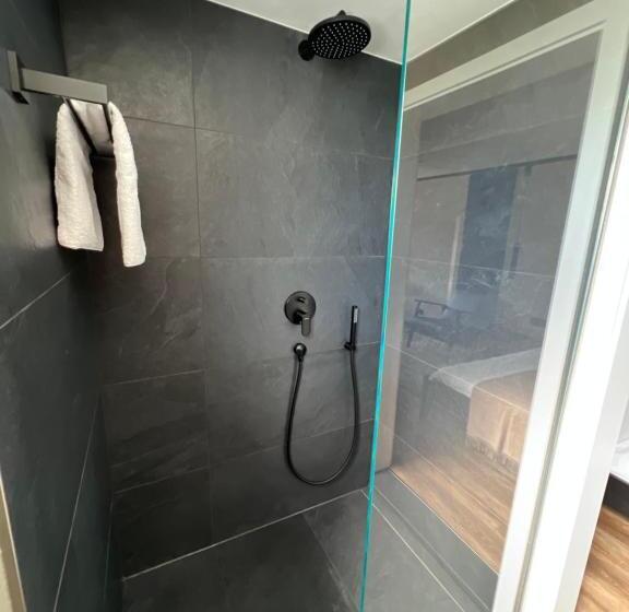 Студио Стандарт Вид на Сад, Keller Apartment