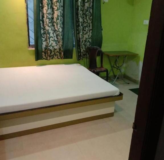 Номер Стандарт, Sadia Guest House, Kolkata