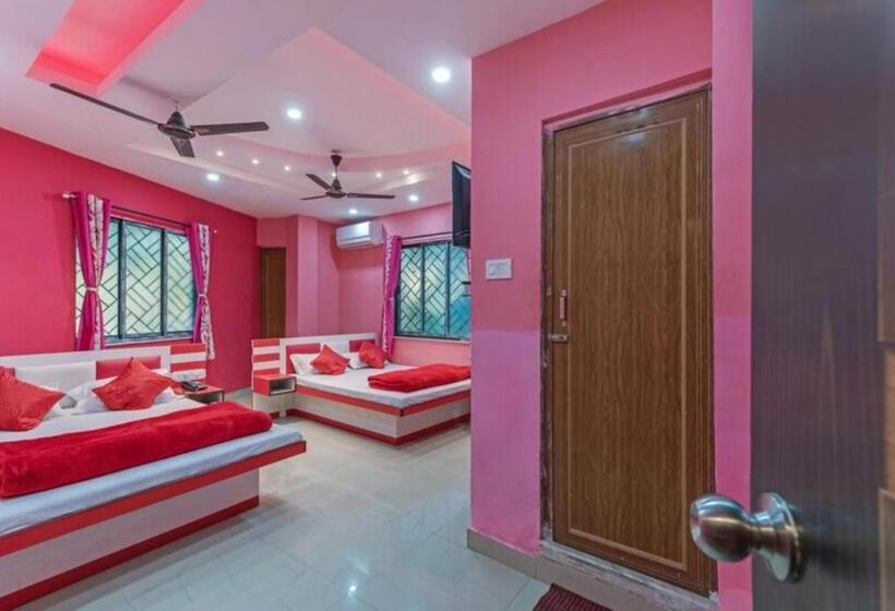 Family Suite, Sadia Guest House, Kolkata