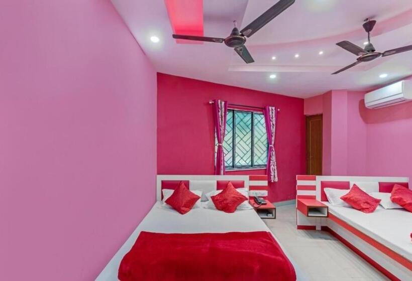 Family Suite, Sadia Guest House, Kolkata