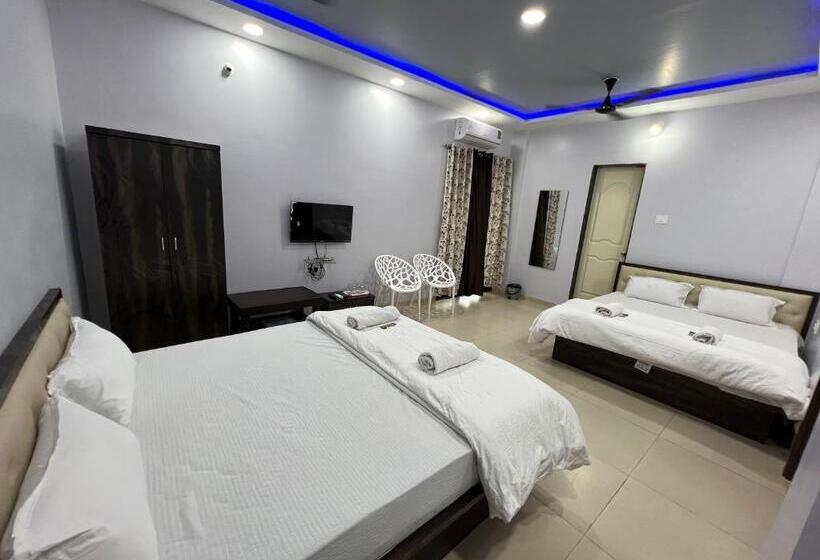 家庭间, Iira Stays   Raigad Srushti Resort