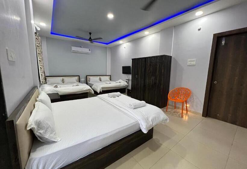 高级家庭房间, Iira Stays   Raigad Srushti Resort