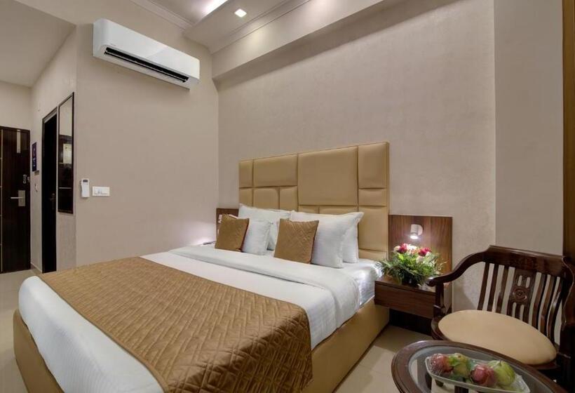 豪华房间, Comfort Inn Karnal