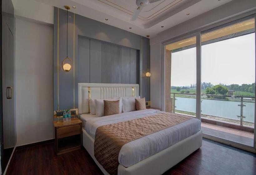 套房, Comfort Inn Karnal
