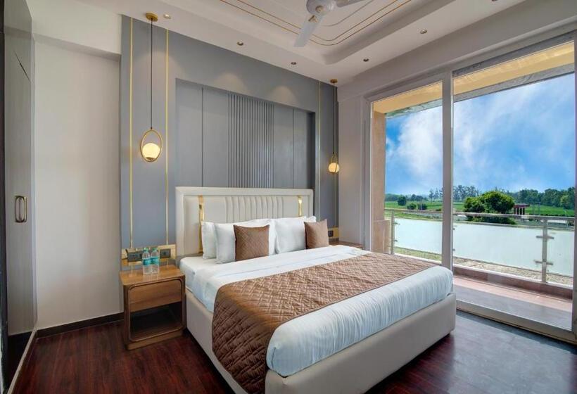 套房, Comfort Inn Karnal