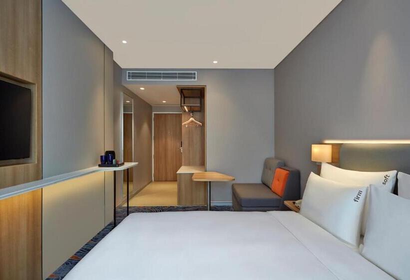 适合残疾人使用的标准间, Holiday Inn Express Bengaluru Bommasandra, An Ihg
