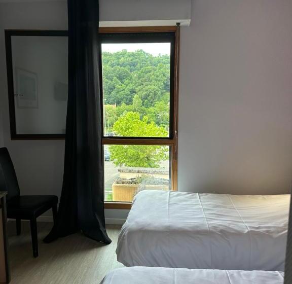 Номер Стандарт, Hôtel Foulquier