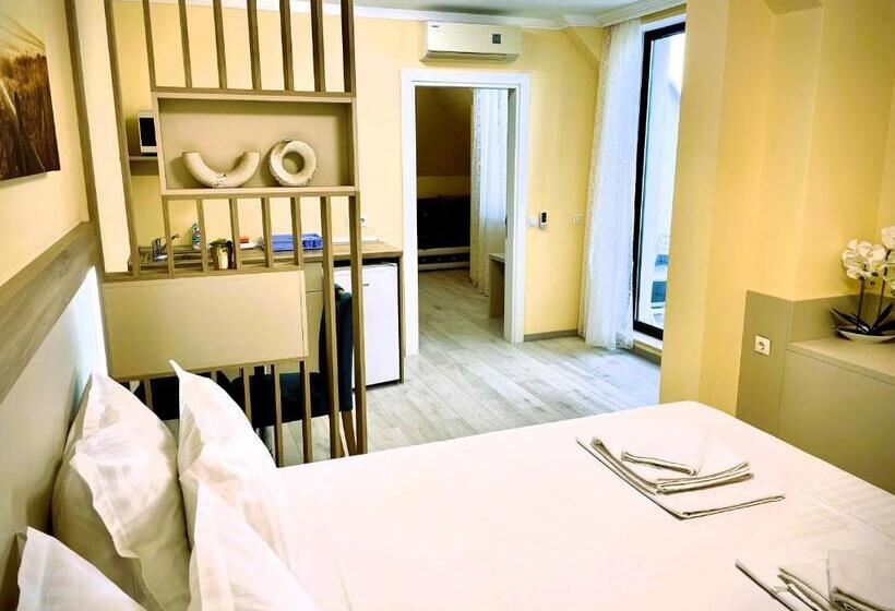 סטודיו סטנדרטי נוף לים, Private Apartments Stamopolu Lux