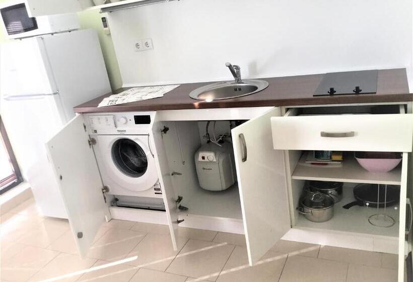 דירת חדר, Private Apartments Stamopolu Lux