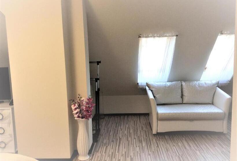 דירת חדר, Private Apartments Stamopolu Lux