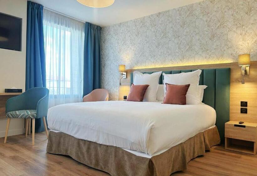 Люкс, Hôtel Oden Paris Ivry