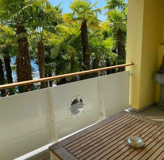 اتاق استاندارد با چشم‌انداز دریاچه, Yachtsport Resort Lago Maggiore