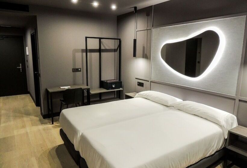 Quarto Estandar, Las Palmas Canteras