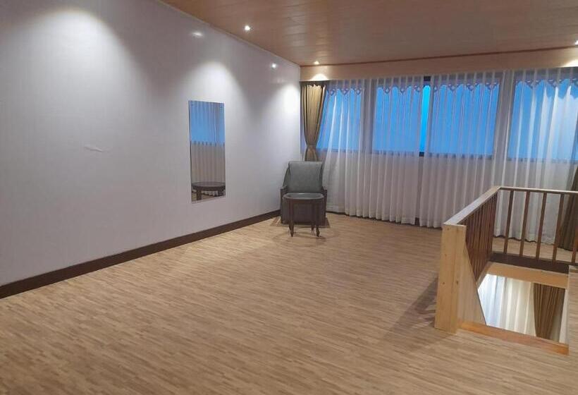 سوییت جونیور, Sumitel Pelling