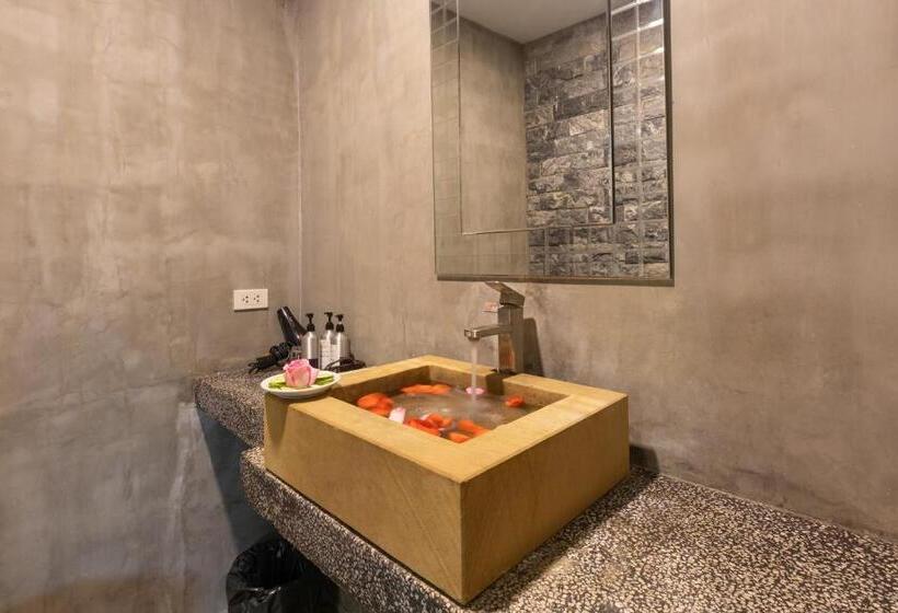 اتاق لوکس, The Five Senses Boutique