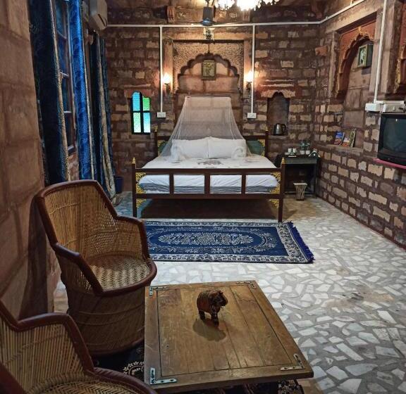 اتاق استاندارد با تخت بزرگ, Shangri La Heritage Haveli