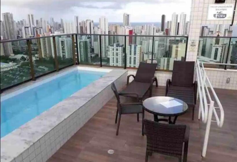스탠다드 스튜디오, Flat No Coração De Boa Viagem