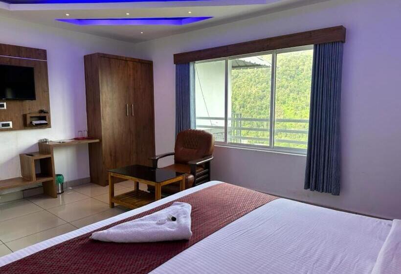 Номер Стандарт, Memmsta Hotels   Munnar