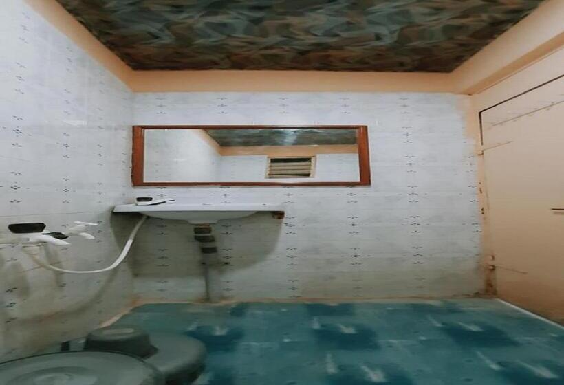 Номер Стандарт, Sitaram Palace Shirdi