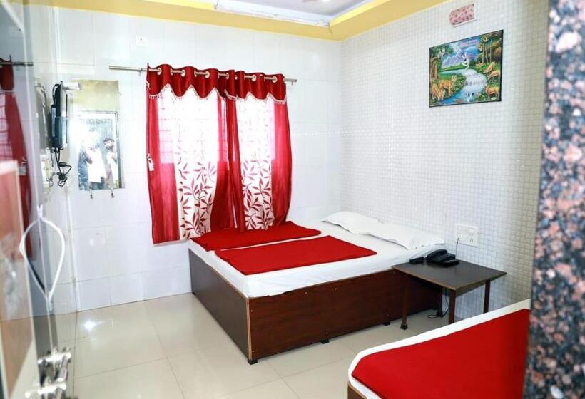 Номер Стандарт, Sitaram Palace Shirdi