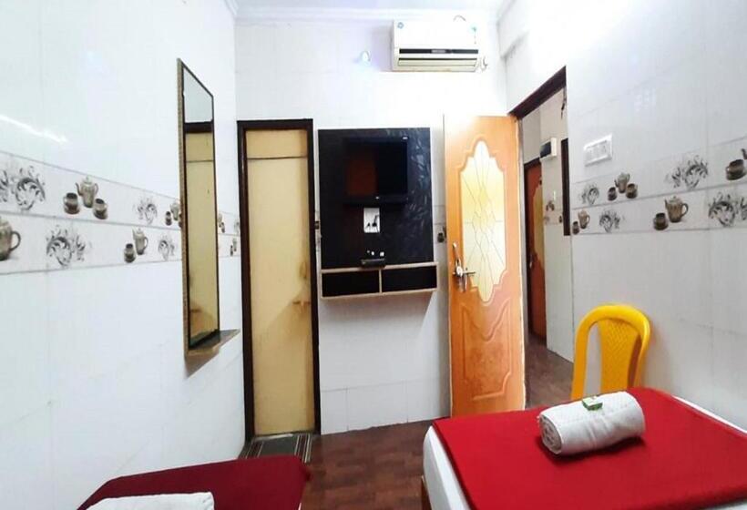Номер Стандарт Трехместный, Sitaram Palace Shirdi