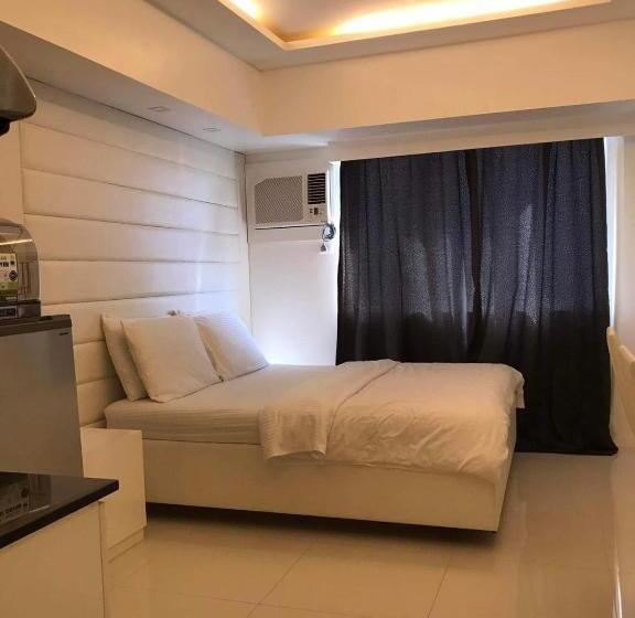 Quarto Economy, 1511 Avidatower 4 Atria Iloilo