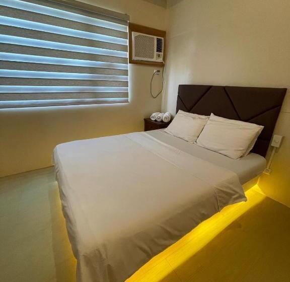 Quarto Deluxe, 1511 Avidatower 4 Atria Iloilo