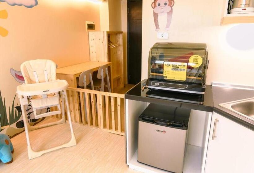 Quarto Estandar, 1511 Avidatower 4 Atria Iloilo