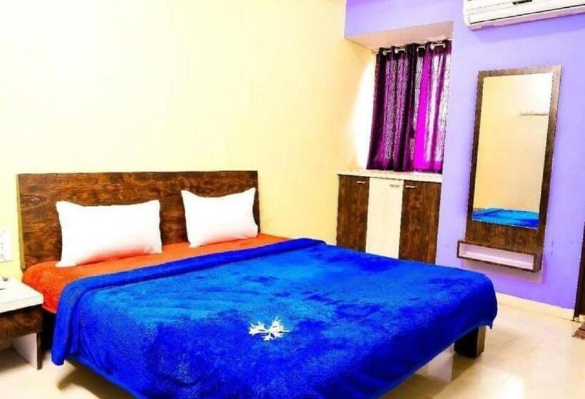 Номер Deluxe, Non Ac Richa Hotel Palace Vadodara