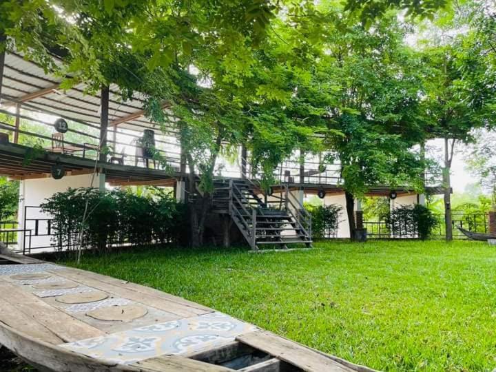 Номер Deluxe с Балконом, Bat Rice Resort