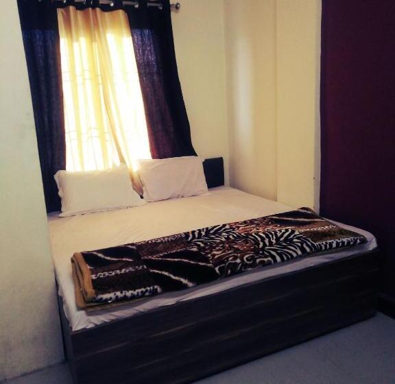 デラックスルーム, Shree Ji Guest House