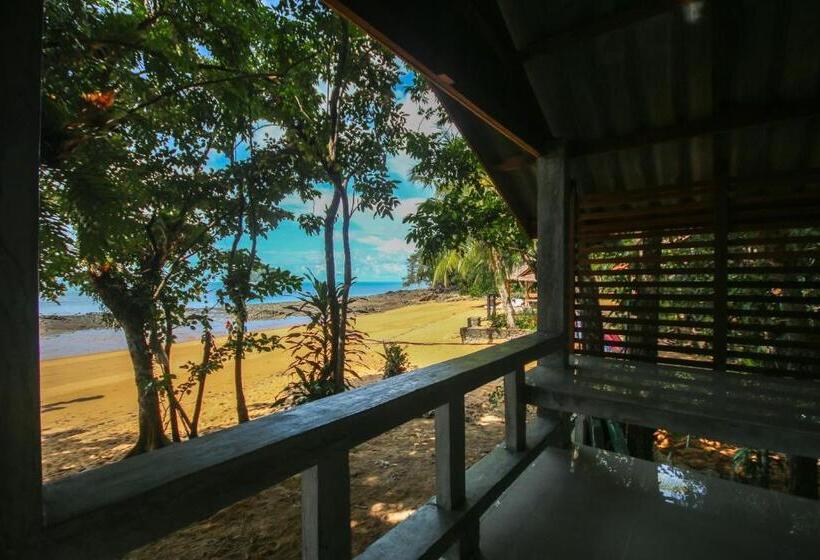 بانگلوی استاندارد با چشم‌انداز دریا, Hornbill Bungalow Koh Chang Ranong