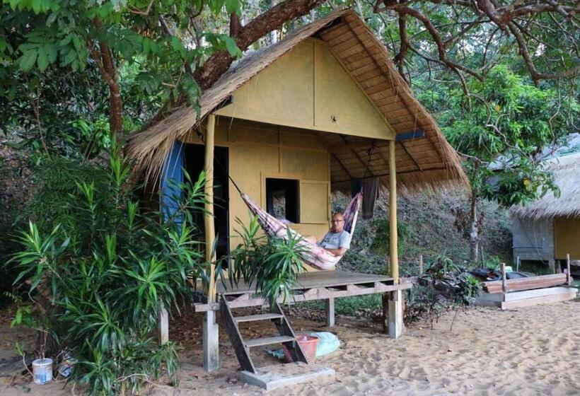 اتاق استاندارد یک نفره, Hornbill Bungalow Koh Chang Ranong