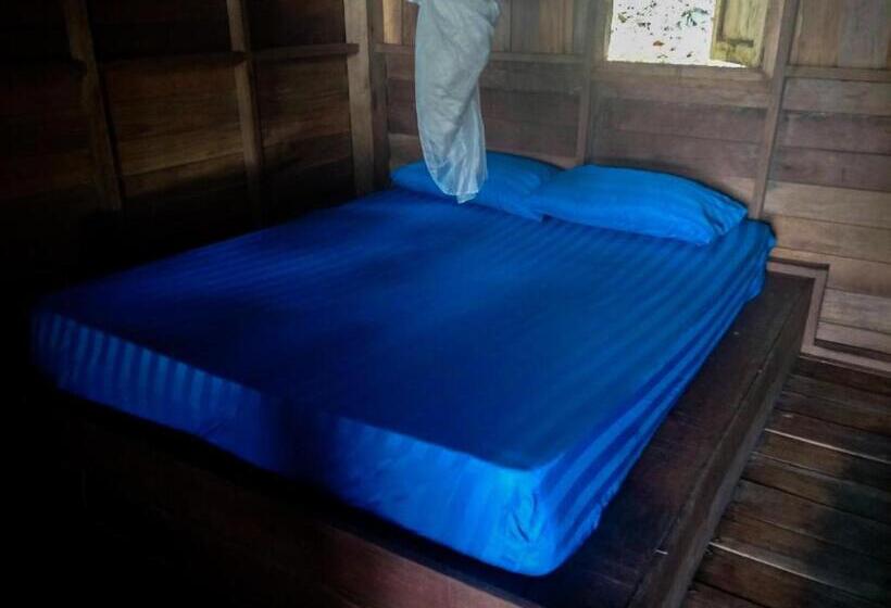 اتاق استاندارد یک نفره, Hornbill Bungalow Koh Chang Ranong