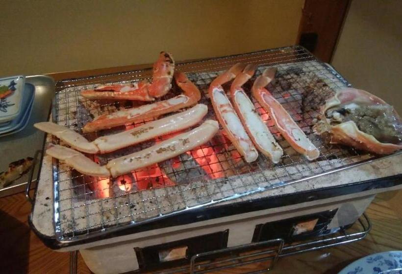 4인용 스탠다드 룸, Nekozaki
