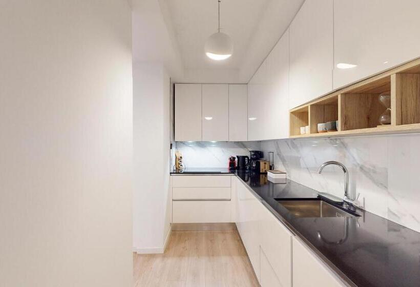 Apartamento 2 Dormitórios, Loft Victor Hugo 73 Fshh
