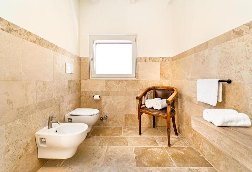 家庭间, Villa Brigida Resort