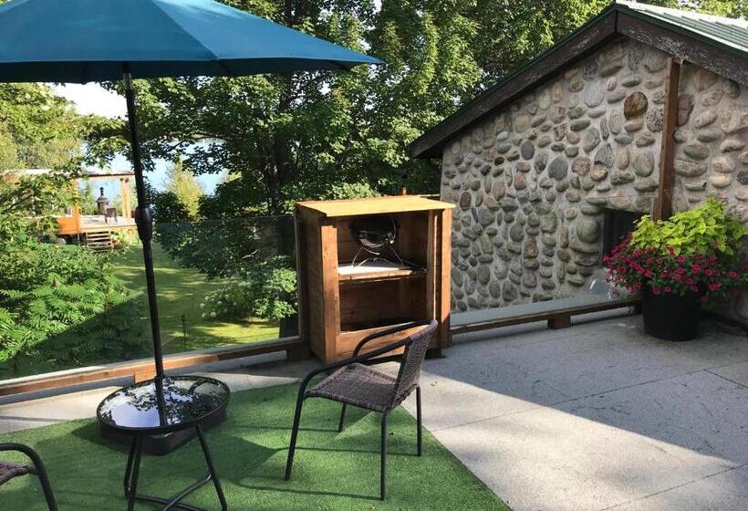 Номер Стандарт с Террасой, Le Gîte Du Lac à La Tortue