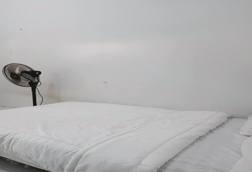 Номер Economy, Spot On 93375 Elang Homestay