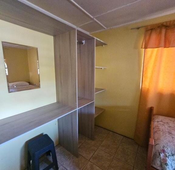 Дом 3 Спальни, Hostal Casa Los Duendes