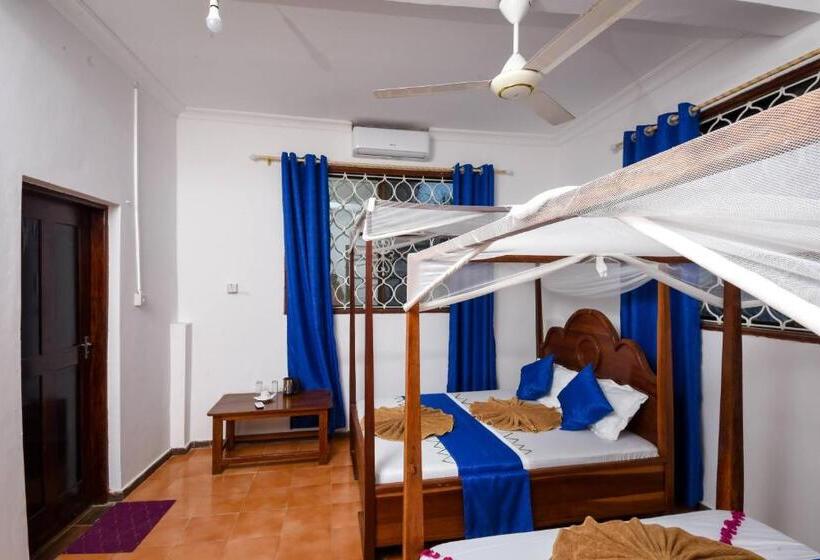 اتاق استاندارد با چشم‌انداز دریا, Blue Tides Hotel & Restaurant